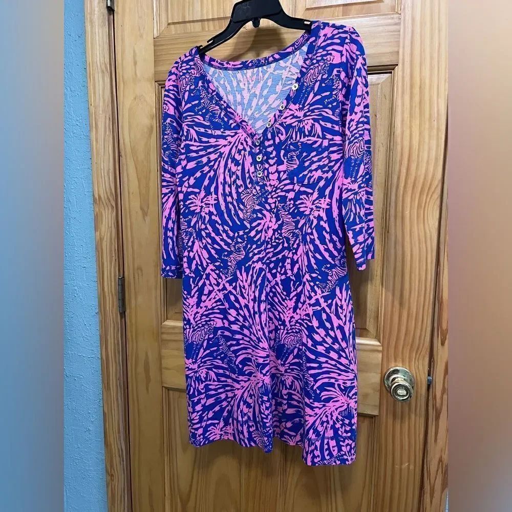 Lilly Pulitzer pink & blue zebra print above the knee dress size M
